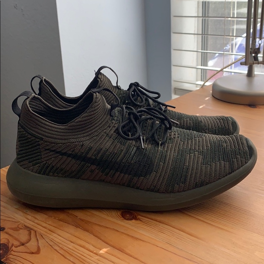 Women’s Nike shoes
